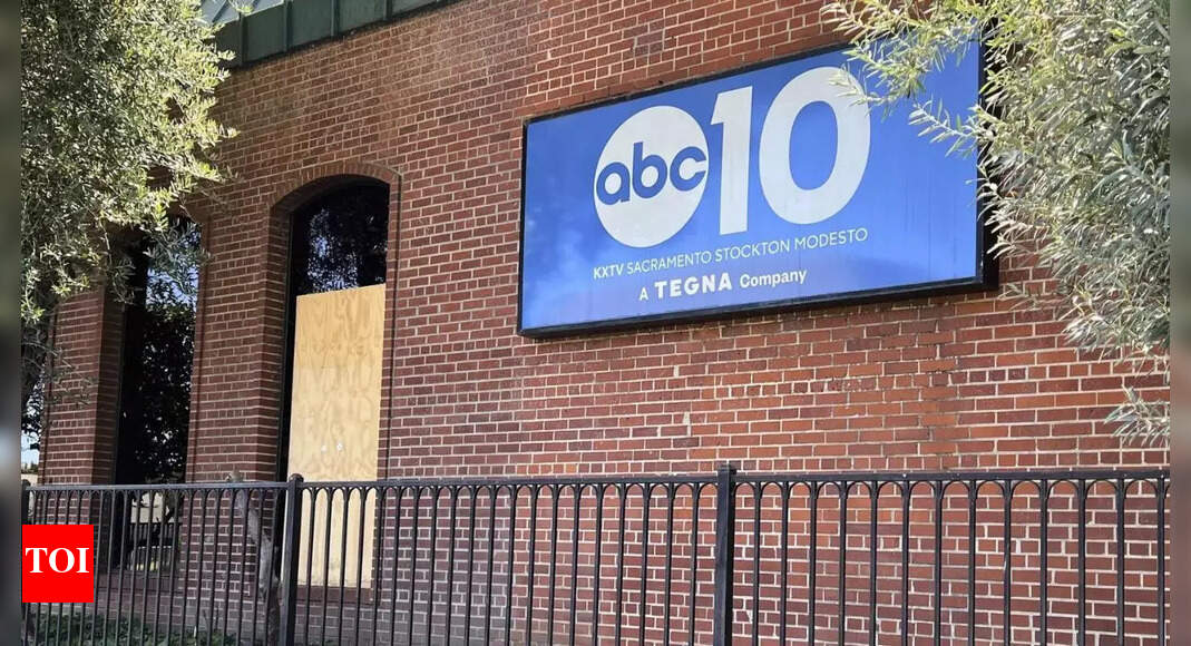 ‘एपस्टीन को छिपाने के लिए & …’: सैक्रामेंटो एबीसी शूटिंग ने ट्रम्प के उपस्थित लोगों के उद्देश्य से बाएं नोटों से आरोपी शूटिंग की; संदिग्ध राजनीतिक मकसद