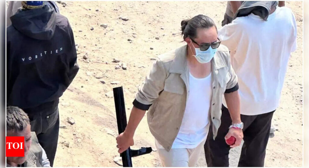 लद्दाख हिंसा: भाजपा ने कांग्रेस पर माफिया को उकसाने का आरोप लगाया; सोनम वांगचुक से एक प्रतिक्रिया प्राप्त करें | भारत समाचार