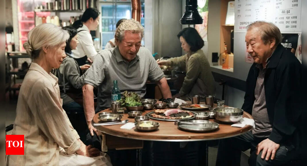 ‘लोग और मांस’: अनुभवी अभिनेता एक फिल्म शो के लिए शामिल होते हैं |