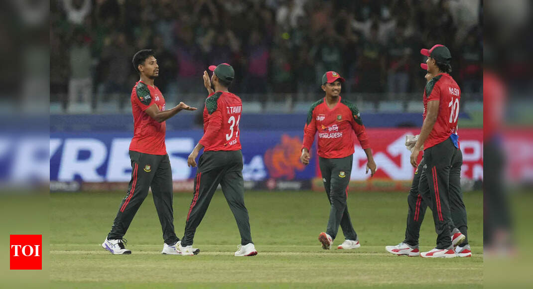 अभिलेख! बांग्लादेश के पेसर भारत के खिलाफ अपनी वीरता के बाद एलीट क्रिकेट सूची में प्रवेश करते हैं क्रिकेट समाचार
