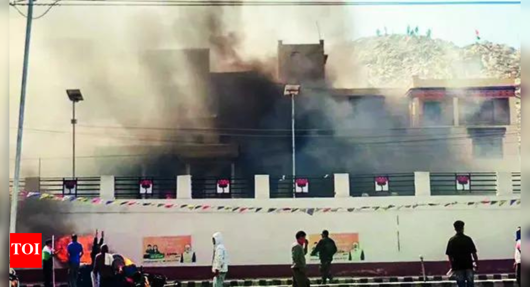 लद्दाख हिंसा की योजना बनाई, सहज नहीं: अधिकारी | भारत समाचार