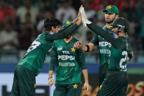 पौराणिक पाकिस्तानी भावुक क्रिकेट खिलाड़ी को हिट करता है: ‘इस आदमी को बैंकिंग होने की जरूरत है’ | क्रिकेट समाचार