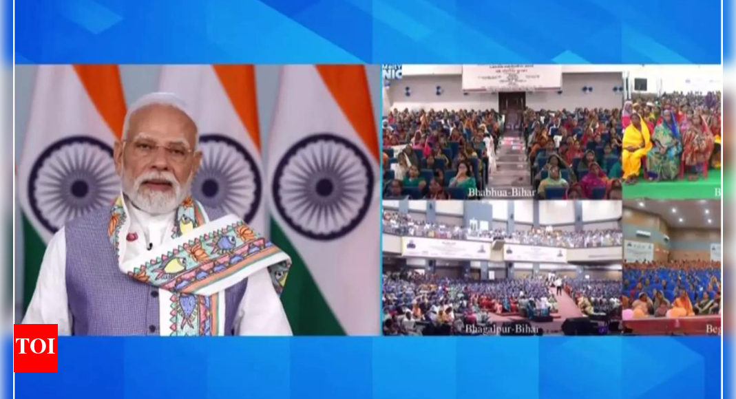 पोल ब्लिट्ज: पीएम मोदी बिहार में 75 लाख महिलाओं को 10,000 रुपये भेजते हैं; योजना के बारे में आपको जो कुछ भी जानना होगा | भारत समाचार
