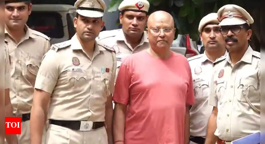दिल्ली के यौन शोषण का मामला: पुलिस झूठे संयुक्त राष्ट्र को ठीक करती है, ब्रिक्स ‘गॉडमैन’ स्वामी चैतन्यनंद कार्ड का दौरा करते हैं दिल्ली न्यूज
