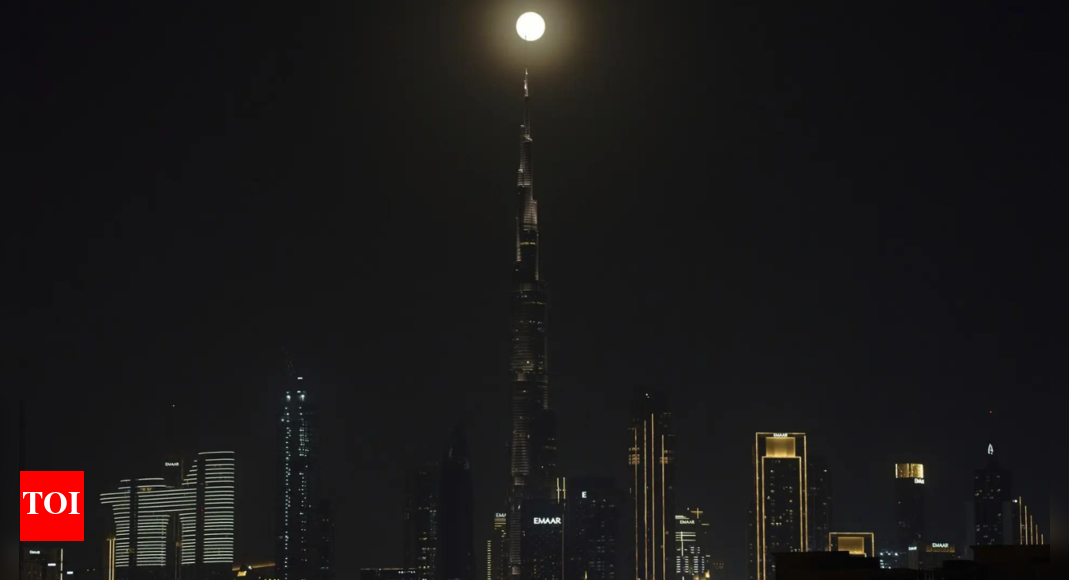 Eau अभी भी भारतीयों की निवर्तमान यात्राओं के लिए मुख्य गंतव्य है | भारत समाचार