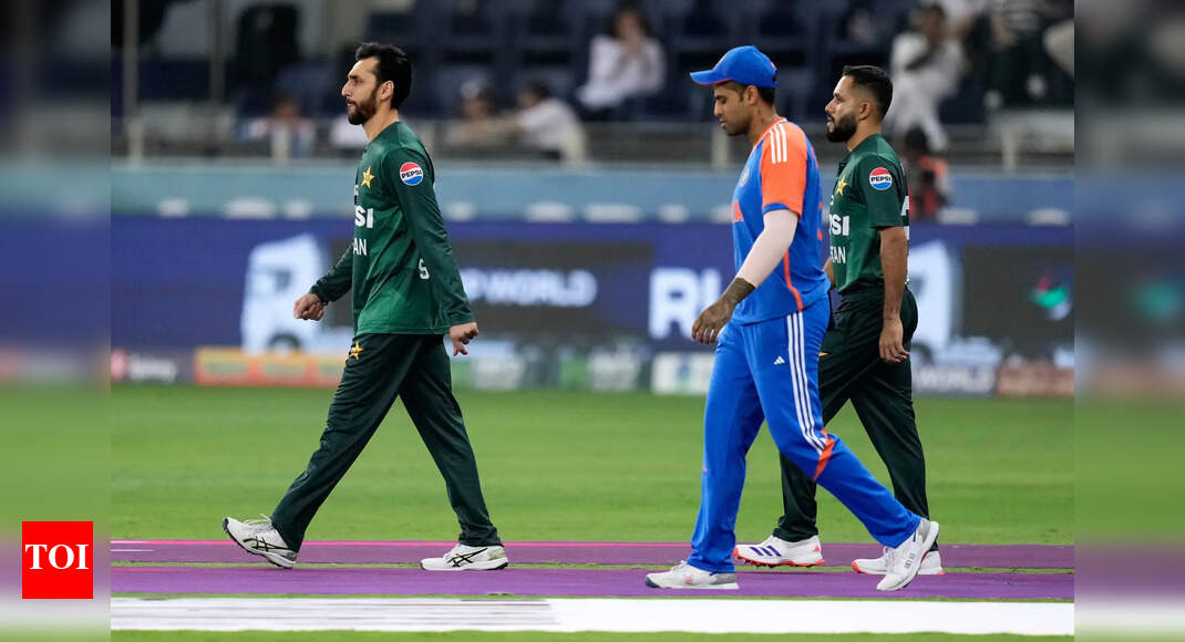 भारत-पाकिस्तान के एशिया कप के नाटक पर कपिल देव का बोल्ड संस्करण: ‘यह समय है …’ | क्रिकेट समाचार