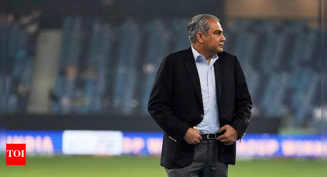 बीसीसीआई ने एसीसी के साथ बैठक के दौरान एशिया कप ट्रॉफी की मांग की, जो कि हीटिंग के साथ, मोहसिन नक़वी की कुर्सी बुश के आसपास बीट ‘| क्रिकेट समाचार