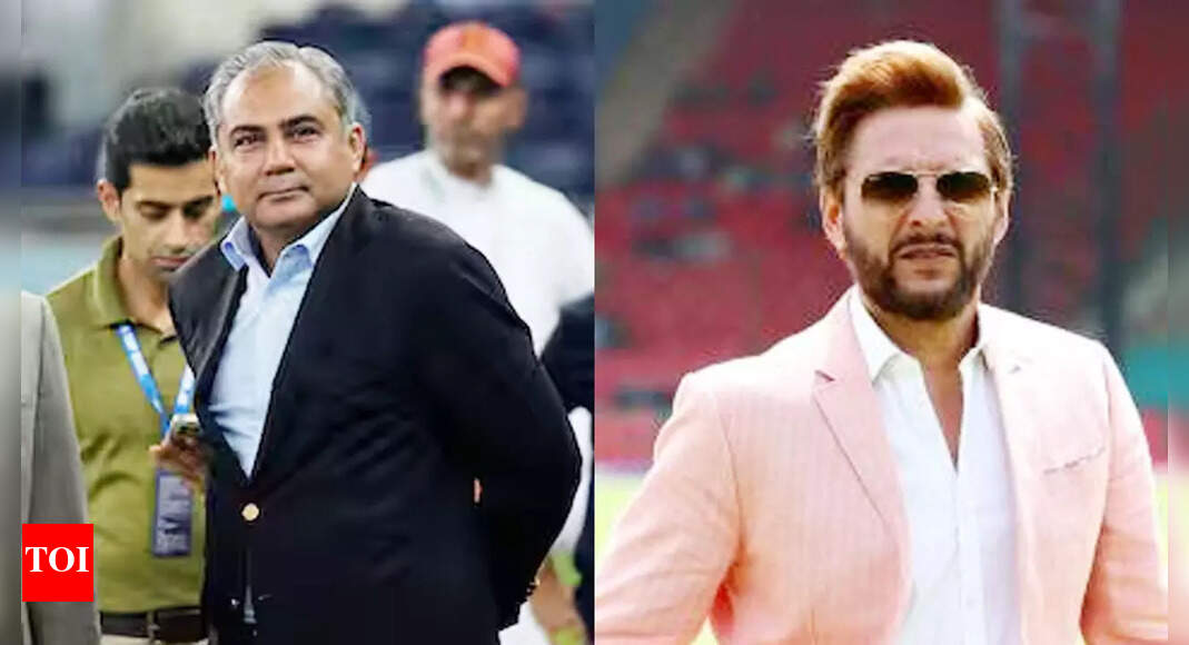 शाहिद अफरीदी ने मोहसिन नकवी को इस्तीफा देने के लिए कहा, कहते हैं कि वह क्रिक्ट का एक छोटा सा ज्ञान होना स्वीकार करता है क्रिकेट समाचार