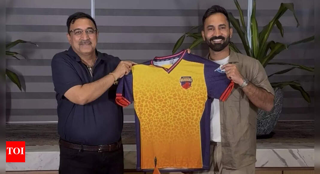 Diesh Karthik ILT20 के सीजन 4 से पहले शारजाह वारियरज से जुड़ता है क्रिकेट समाचार