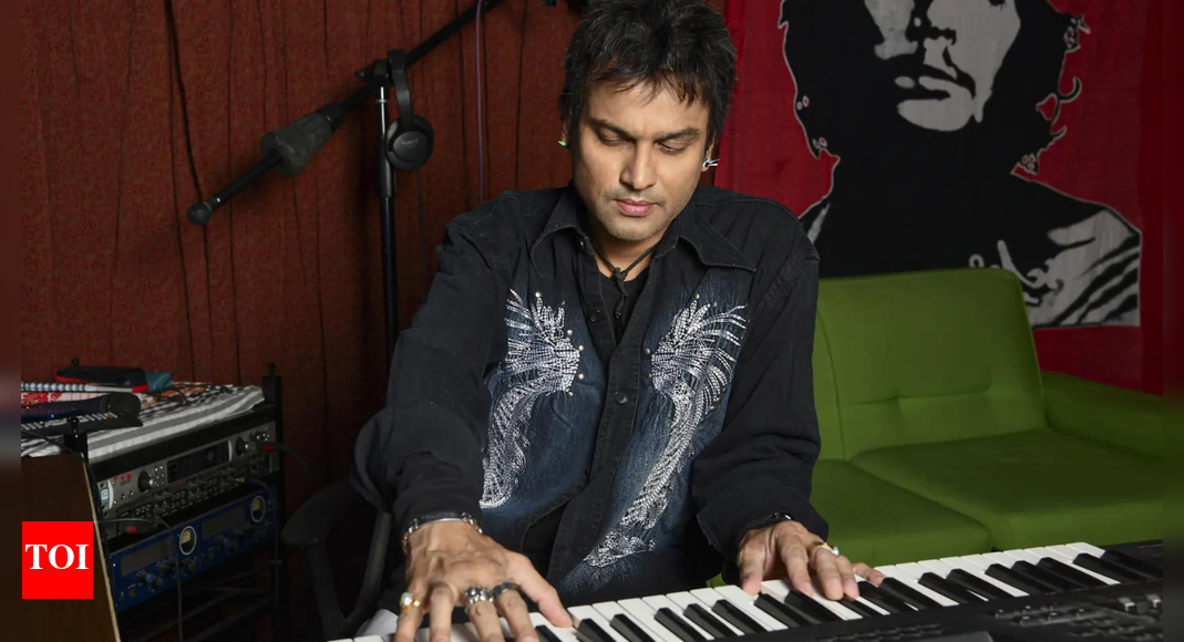 जुबीन गर्ग की मृत्यु: श्यामकानु महांत त्यौहार के आयोजक, प्रबंधक सिद्धार्थ शर्मा ने गुवाहाटी के दरबार में निर्मित किया; 14 -दिन सिट हिरासत में भेजा गया | गुवाहाटी न्यूज