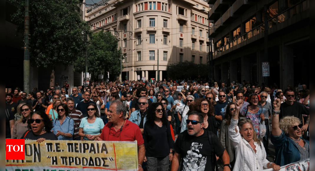 ग्रीस विरोध प्रदर्शन: 8,000 श्रमिकों ने सुधार के खिलाफ गंध ’13 -hora श्रम दिवस ‘; नए बिल को ‘आधुनिक दासता’ कहें | दुनिया से समाचार