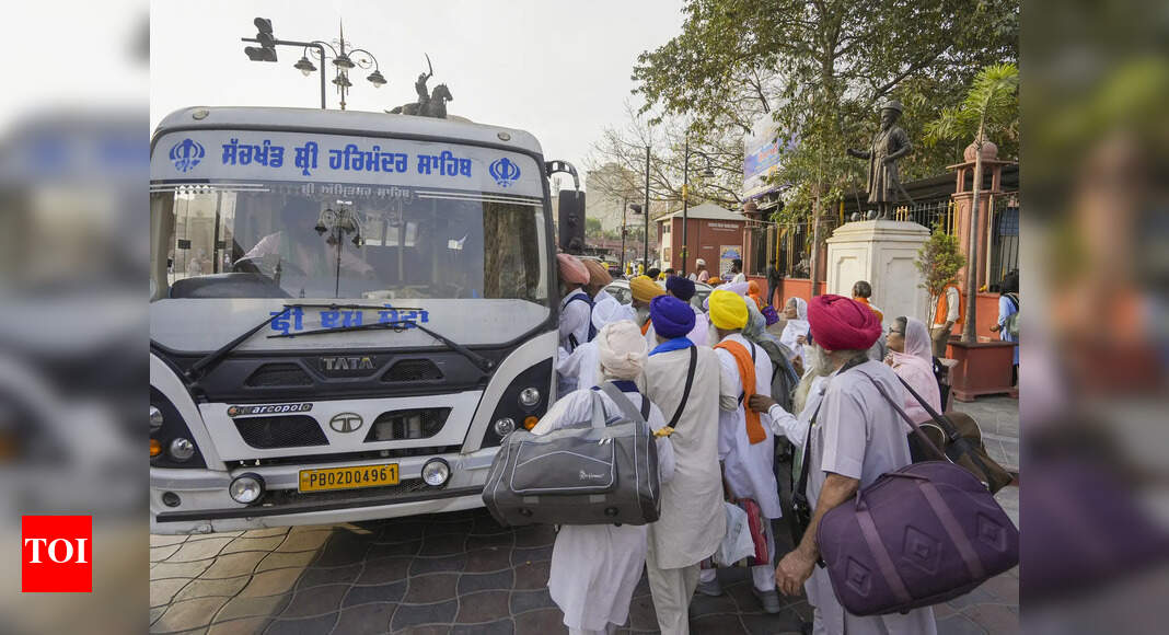सरकार सिज तीर्थयात्रियों को प्रकाश पुरब के लिए पाकिस्तान जाने की अनुमति देती है; यात्रा करने के लिए चयनित ‘जत्स’ – रिपोर्ट | भारत समाचार