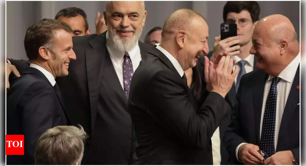 अजरबैजान और अल्बानिया? यूरोपीय नेता डोनाल्ड ट्रम्प के भ्रामक शांति दावों का मजाक उड़ाते हैं: वीडियो