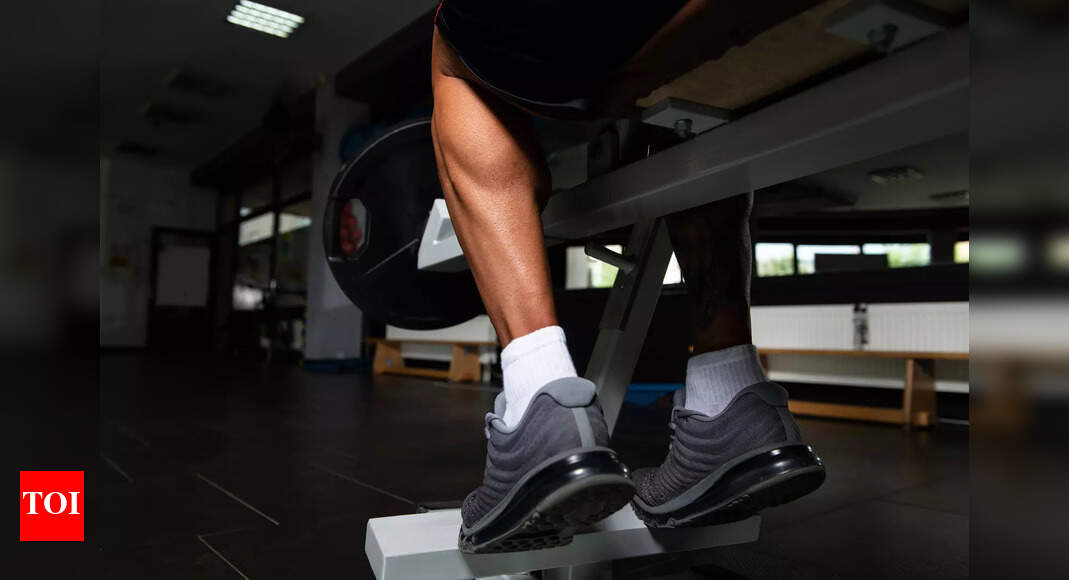 भोजन के बाद बैठते समय 10 मिनट बछड़े बढ़ जाते हैं: विशेषज्ञ इसकी सलाह क्यों देते हैं