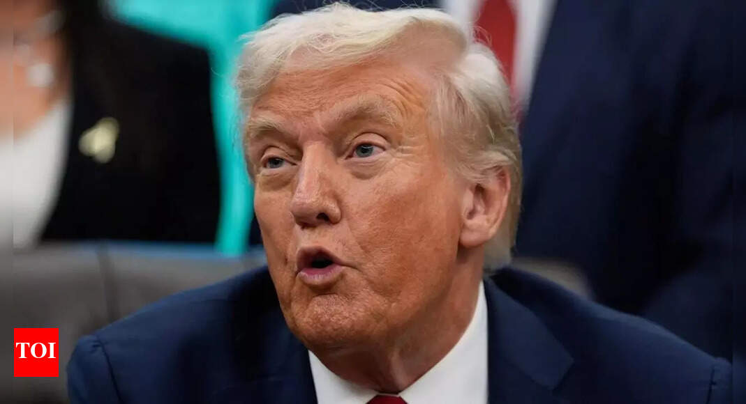 ‘वहाँ शॉट हो सकते हैं’: अमेरिकी सरकार के समापन के बीच में ट्रम्प की चेतावनी; ‘महान योजनाएं’ का सुझाव देते हैं