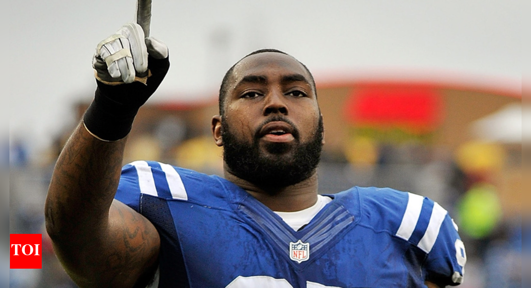 पूर्व बाल्टीमोर रेवेन्स खिलाड़ी, आर्थर जोन्स, एनएफएल कम्युनिटी शोक छोड़कर 39 साल बिताते हैं एनएफएल समाचार