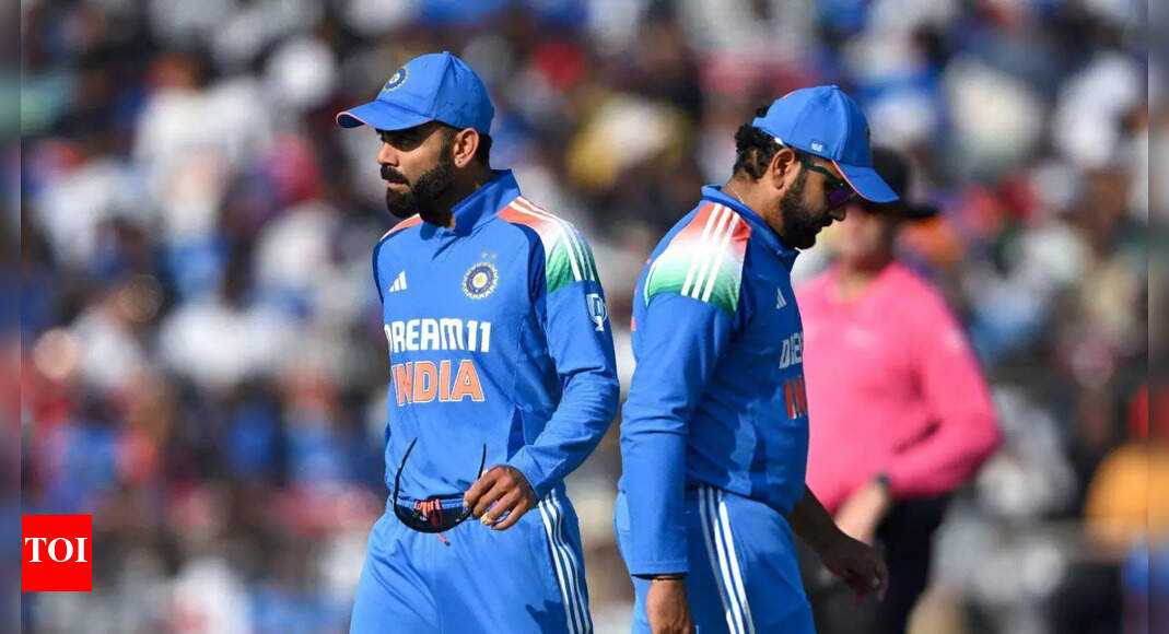 ‘विराट कोहली और रोहित शर्मा 2027 विश्व कप के लिए असंभव’: इंग्लैंड के पूर्व क्रिक्टो खिलाड़ी शुबमैन गिल | क्रिकेट समाचार