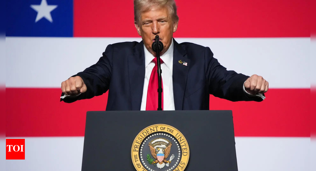 क्लोजर अमेरिका में दिन 4 में प्रवेश करता है: प्रति दिन करदाताओं की लागत कितनी है? कुल बिल $ 1.2 बिलियन तक पहुंच जाता है