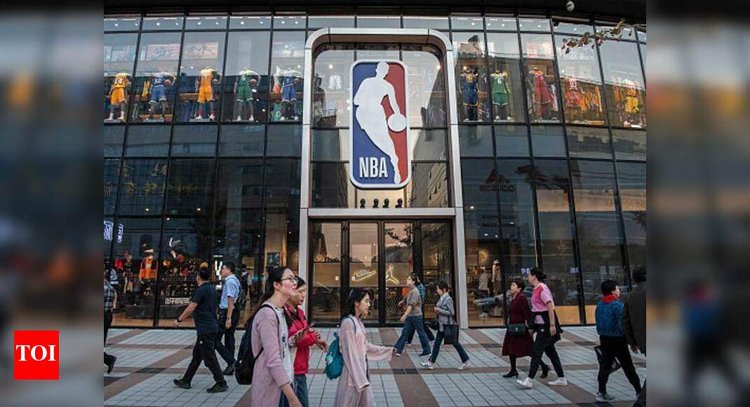 सोशल नेटवर्क में लोकतंत्र पर एक प्रकाशन के कारण छह साल की अनुपस्थिति के बाद एनबीए चीन लौटता है एनबीए न्यूज