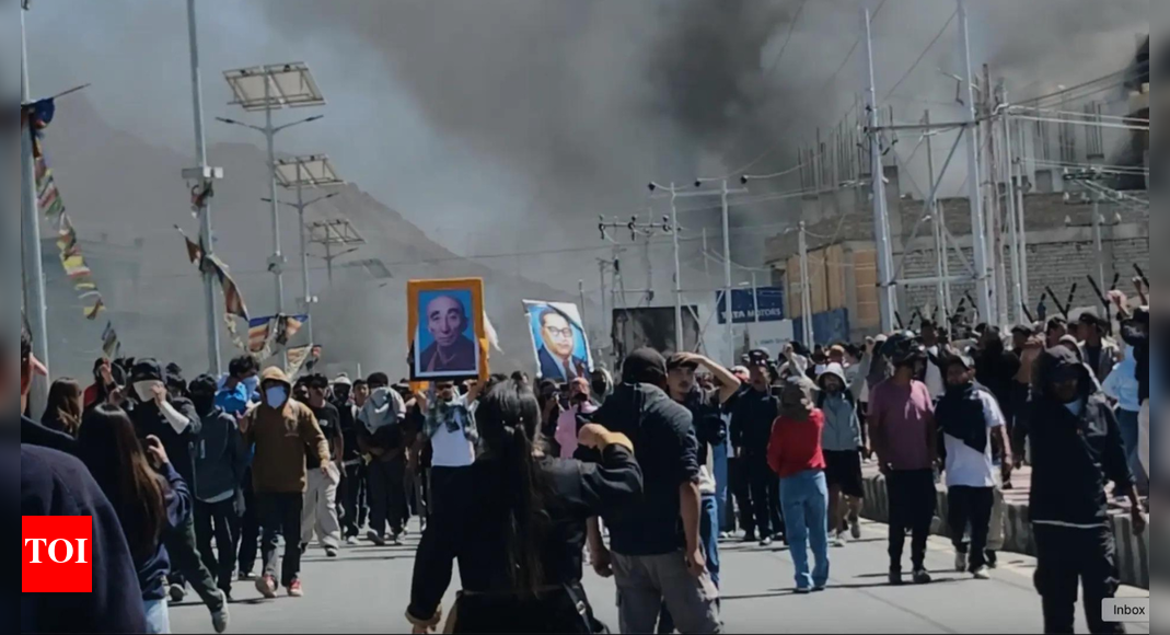 लद्दाख दंगे: लेह बार ने बर्खास्तगी पीड़ितों में से प्रत्येक के लिए 10 लाख रुपये मांगे; न्यायिक जांच की मांग | भारत समाचार