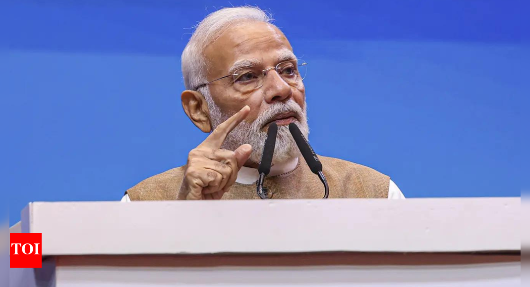 कांग्रेस से पीएम मोदी: 26/11 के बाद पाकिस्तान पर हमला न करने का आह्वान किसने स्वीकार किया? | भारत समाचार