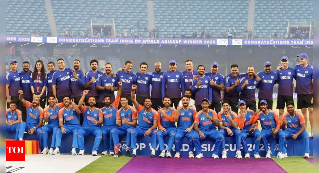 ‘सरासर समय की बर्बादी’: दिल्ली उच्च न्यायालय ने ‘टीम इंडिया’ नाम का उपयोग करने वाले बीसीसीआई के खिलाफ याचिका खारिज कर दी | क्रिकेट समाचार