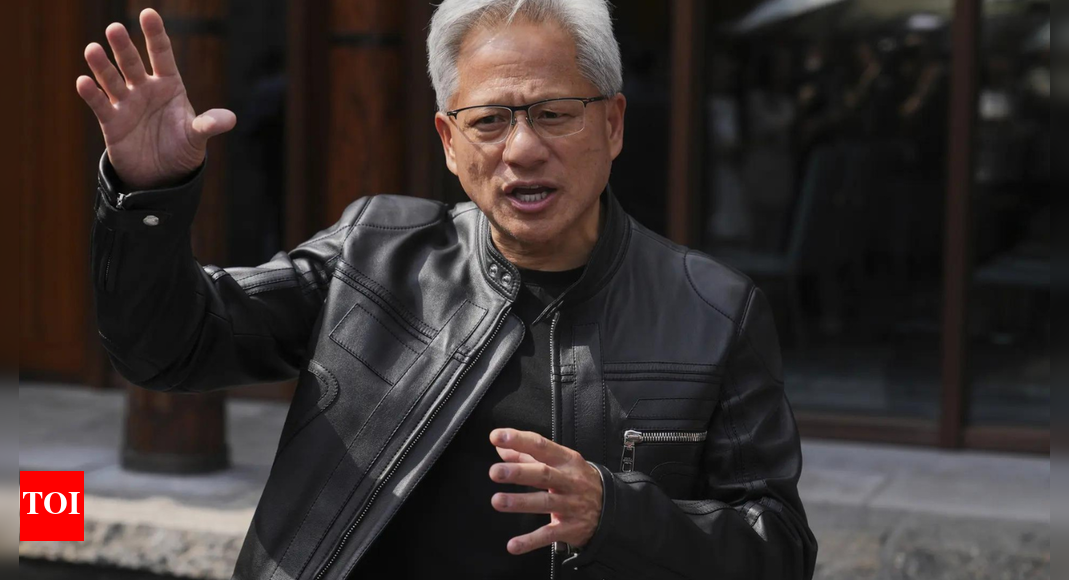 ओपनएआई-एएमडी डील ने एनवीडिया के सीईओ जेन्सेन हुआंग को “हैरान” करते हुए कहा, “यह कल्पनाशील, अद्वितीय और…”