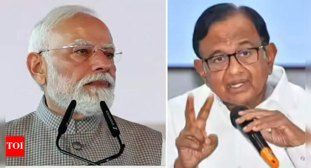 ‘काल्पनिक शब्द’: चिदंबरम ने 26/11 हमले पर पीएम मोदी की टिप्पणियों की आलोचना की; बीजेपी ने सोनिया गांधी के उपहास का जवाब दिया | भारत समाचार