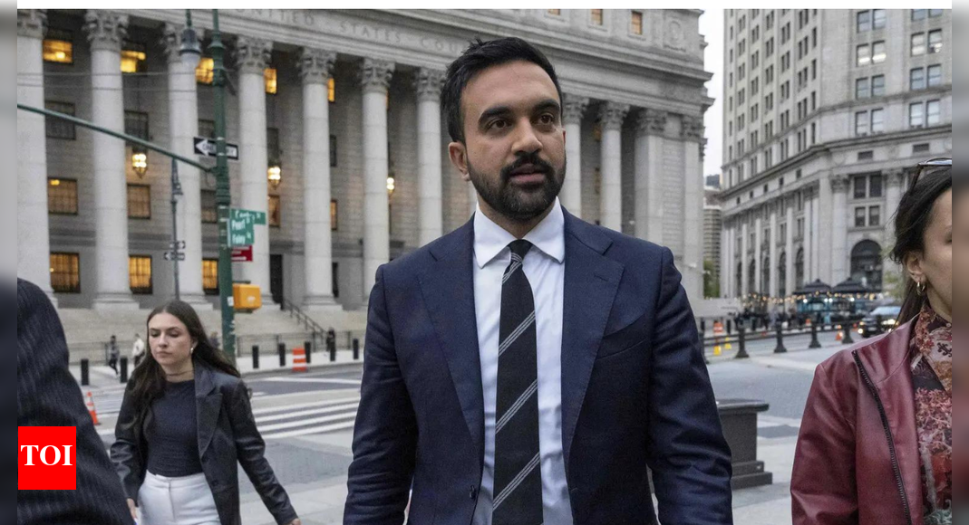 ‘यहूदी विरोधी’: इज़राइल-गाजा संघर्ष पर टिप्पणी के लिए न्यूयॉर्क में प्रदर्शनकारियों द्वारा ज़ोहरान ममदानी का पीछा किया गया – देखें