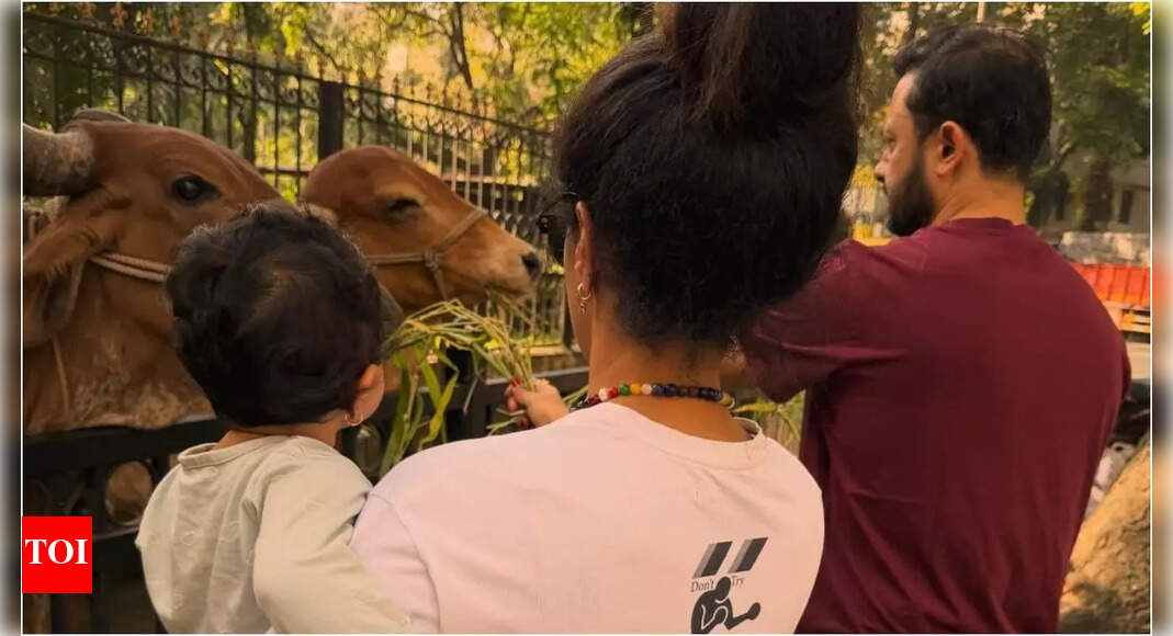 मसाबा गुप्ता ने अपनी बेटी मतारा के पहले जन्मदिन के मधुर पल साझा किए; सोनम कपूर ने भेजी शुभकामनाएं-देखें तस्वीरें | हिंदी मूवी समाचार