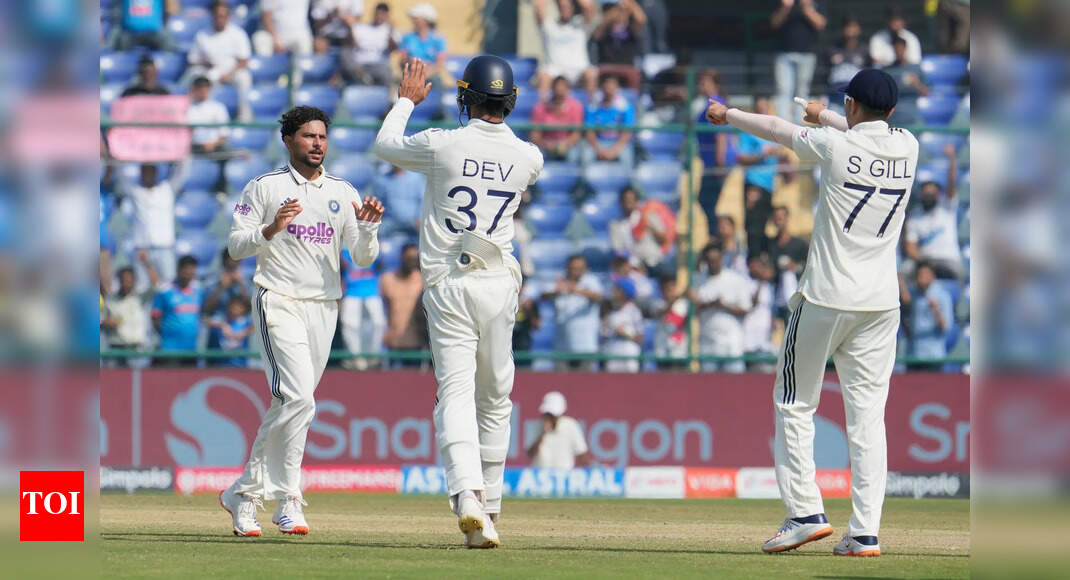 कुलदीप यादव की कला ने वेस्टइंडीज को हराया, लेकिन जॉन कैंपबेल-शाई होप के बचाव रुख ने भारत की बढ़त को धीमा कर दिया | क्रिकेट समाचार