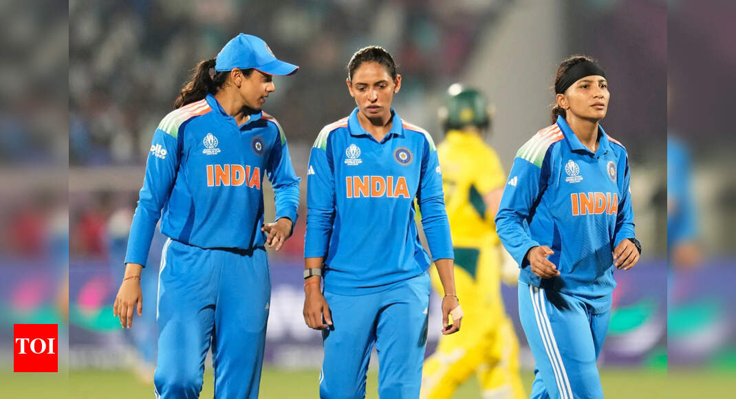 महिला विश्व कप: क्या लगातार हार के बाद सेमीफाइनल में पहुंच सकता है भारत? | क्रिकेट समाचार