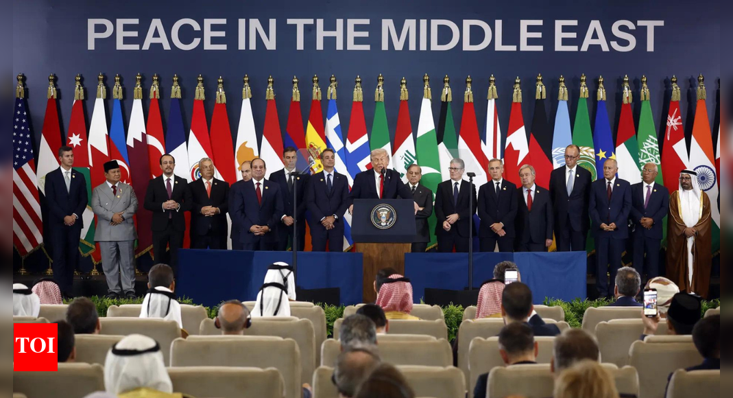 ‘भारत एक महान देश है’: डोनाल्ड ट्रम्प ने गाजा शांति शिखर सम्मेलन में ‘मित्र’ प्रधान मंत्री मोदी की प्रशंसा की – देखें | भारत समाचार