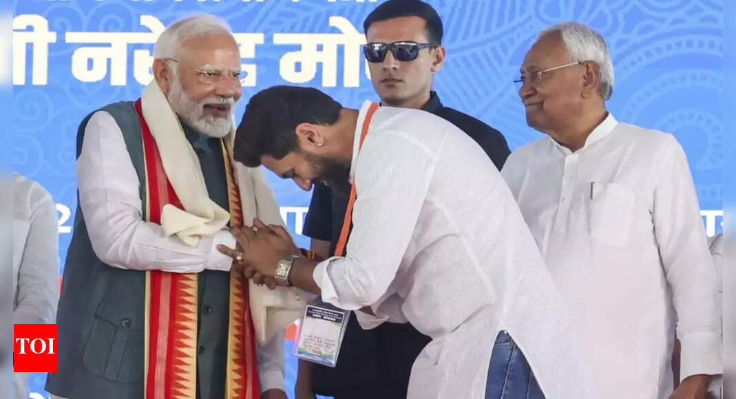 बिहार चुनाव: चिराग पर बीजेपी के बड़े दांव से बढ़ी अशांति; क्या एनडीए यूनिट टेस्ट बनेगा संकट? | भारत समाचार