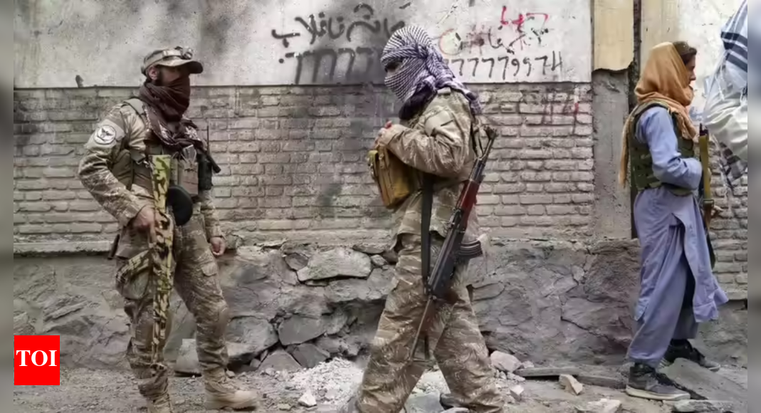 पाकिस्तान-अफगानिस्तान संघर्ष: काबुल में 5 मरे और 35 घायल; अस्थायी युद्धविराम से पहले विस्फोट