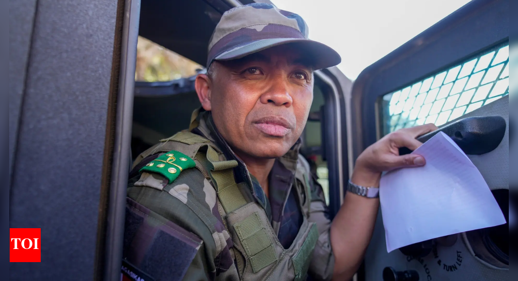 मेडागास्कर के सैन्य नेता संक्रमणकालीन राष्ट्रपति बनेंगे