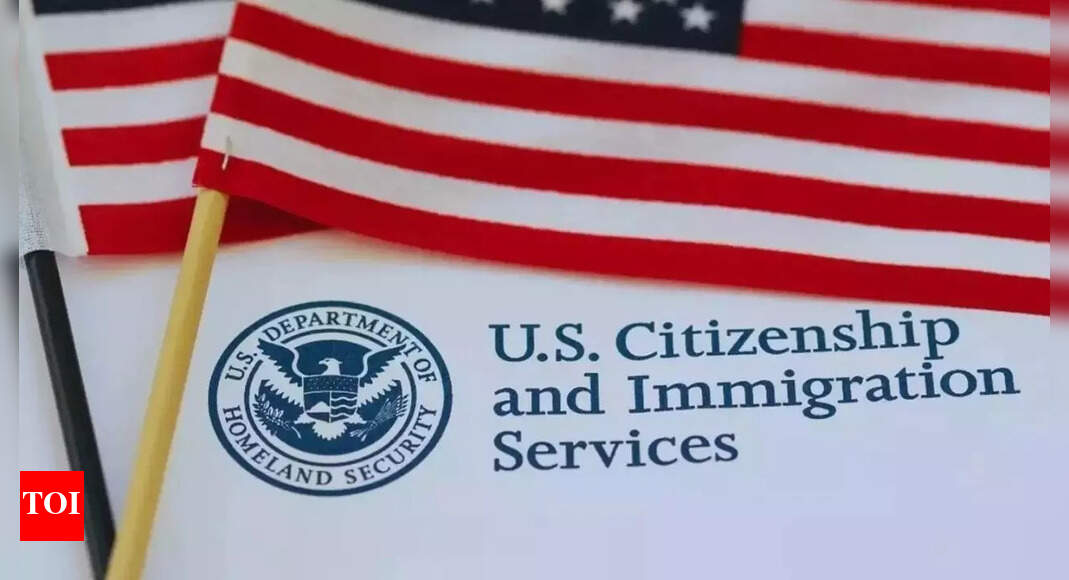 नया ,000 आव्रजन परिवीक्षा शुल्क क्या है? अमेरिका में प्रवेश करते समय किसे इसका भुगतान करना होगा?