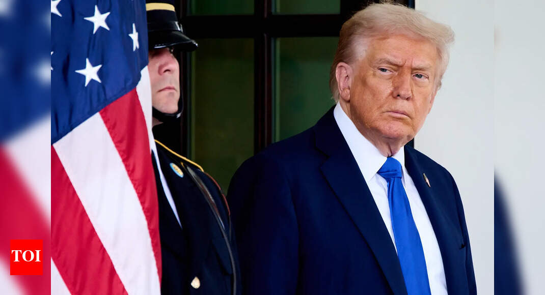 वर्जीनिया विश्वविद्यालय ट्रम्प के ‘शैक्षणिक उत्कृष्टता समझौते’ को अस्वीकार करने वाला नवीनतम विश्वविद्यालय बन गया है