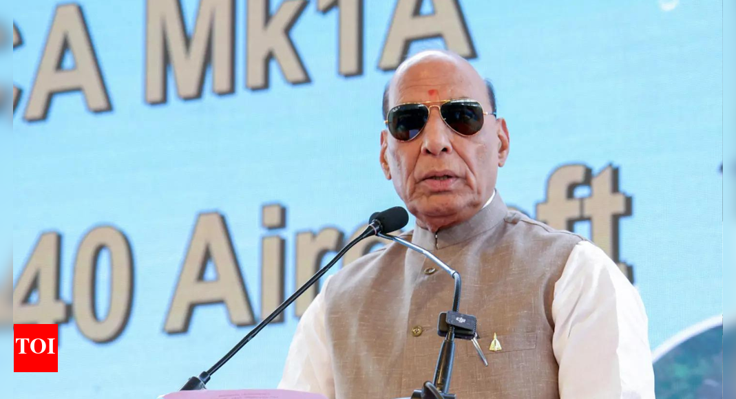 ‘हर इंच ब्रह्मोस की पहुंच में’: राजनाथ ने पाकिस्तान को दी चेतावनी, कहा ऑपरेशन सिन्दूर ‘सिर्फ एक ट्रेलर’ था | भारत समाचार