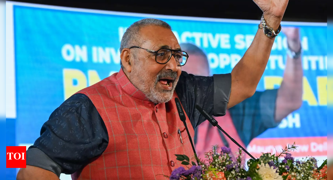 ‘ठगबंधन’: गिरिराज सिंह ने महागठबंधन में फूट की आलोचना की; एनडीए का दावा, बिहार जीत को लेकर आश्वस्त इंडिया न्यूज