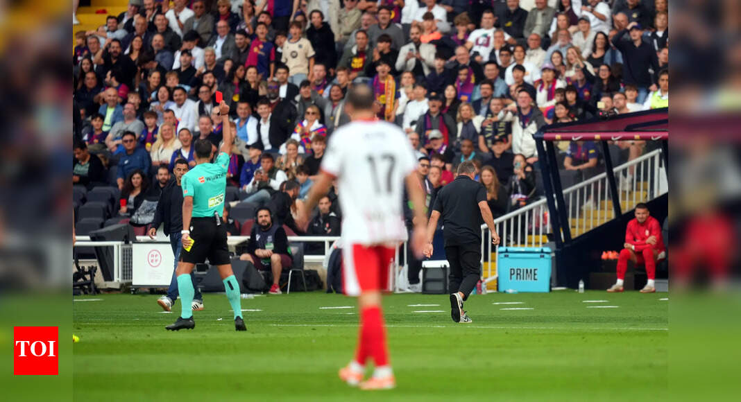 ला लीगा: इंजुरी टाइम में बार्सिलोना ने गिरोना को हराया; हंसी फ्लिक को बाहर भेजे जाने के बाद क्लासिको की कमी खलेगी | फुटबॉल समाचार