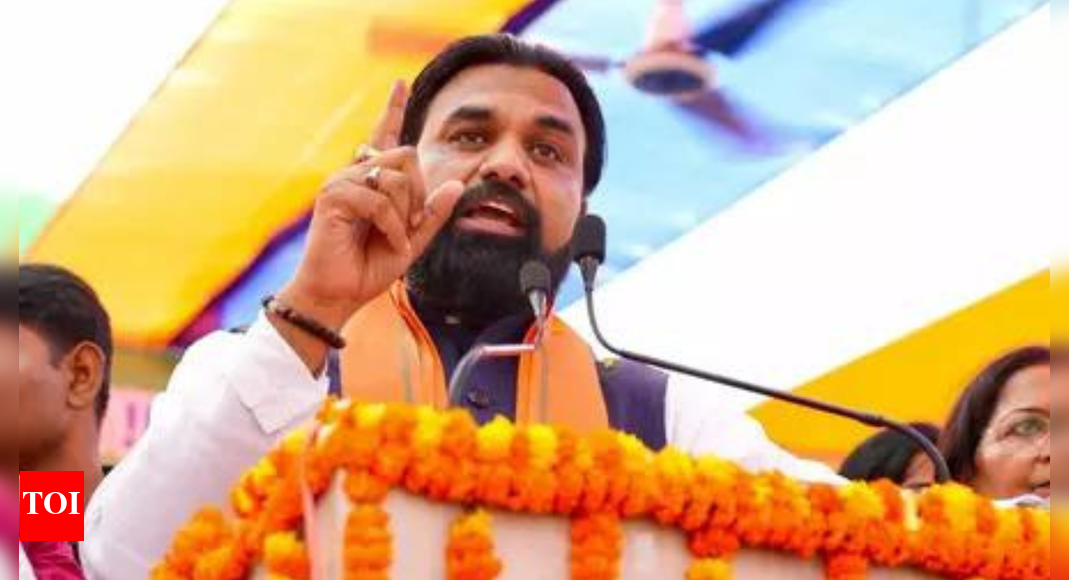 ‘महागठबंधन में भ्रम और संघर्ष’: बिहार के डिप्टी सीएम सम्राट चौधरी ने विपक्षी गुट की आलोचना की; झामुमो ने छोड़ा गठबंधन | भारत समाचार