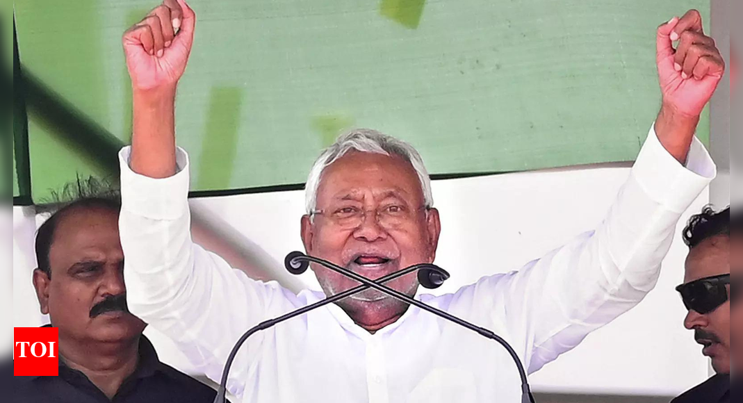 बिहार चुनाव: नीतीश कुमार की 10वीं सीएम उम्मीदवारी: अनुभवी जेडीयू नेता के लिए क्या दांव पर है? | भारत समाचार