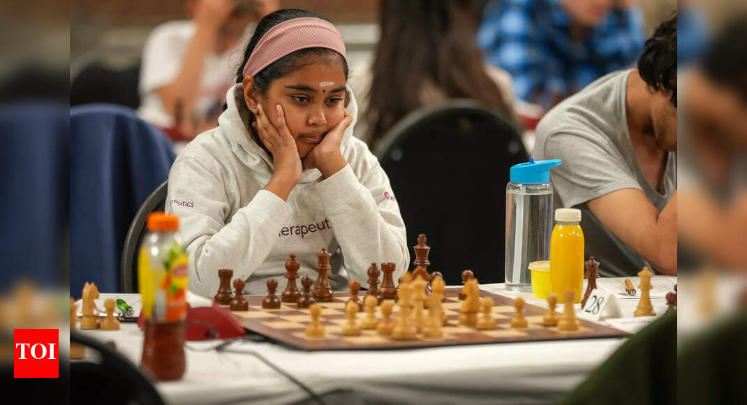 ऐतिहासिक! भारतीय मूल के 10 वर्षीय ब्रिटिश शतरंज प्रतिभा बोधन शिवानंदन ने पूर्व विश्व चैंपियन जीएम मारिया मुज्यचुक को हराया | शतरंज समाचार