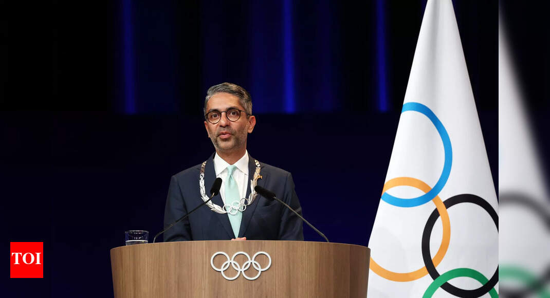 शूटिंग आइकन अभिनव बिंद्रा को 2026 शीतकालीन ओलंपिक से पहले प्रमुख सम्मान के लिए चुना गया | अधिक खेल समाचार