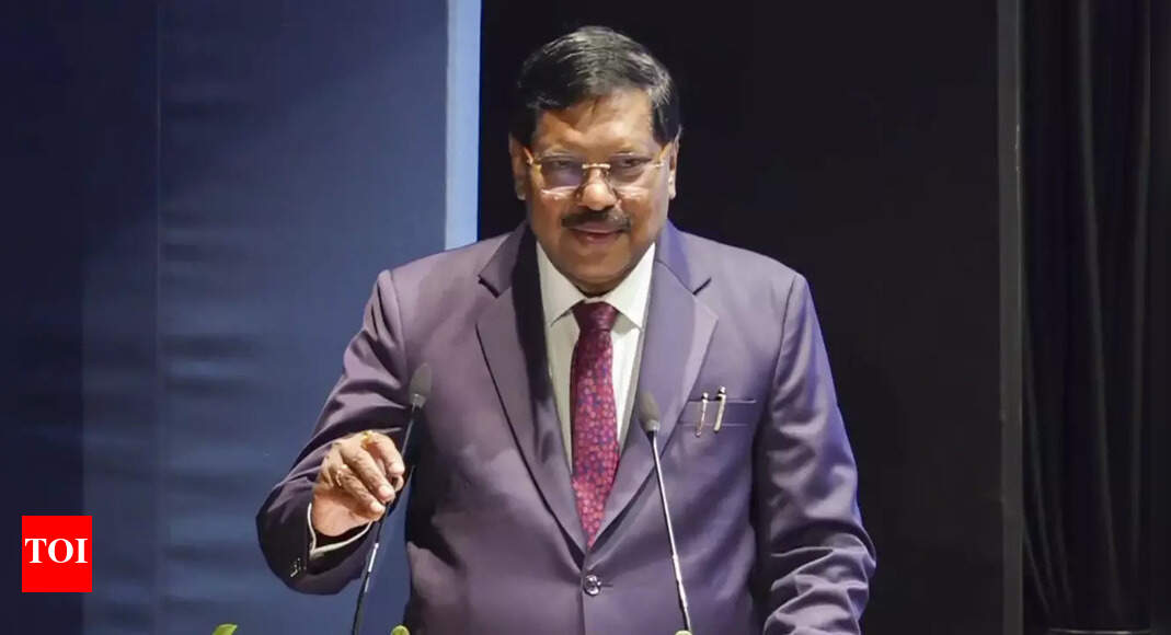 CJI बीआर गवई और जस्टिस कांत ने कहा, कॉलेजियम न्यायपालिका की स्वायत्तता बरकरार रखता है | भारत समाचार