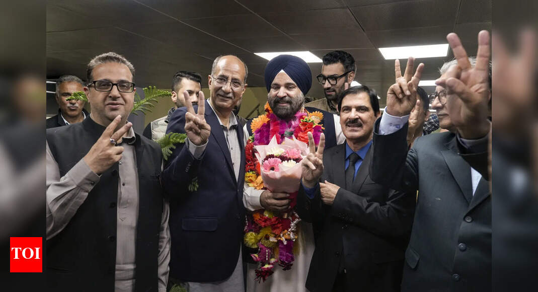 जम्मू-कश्मीर राज्यसभा चुनाव में बीजेपी ने एनसी की जीत रोकी, 4 ‘अतिरिक्त’ वोटों के साथ 1 सीट जीती | भारत समाचार