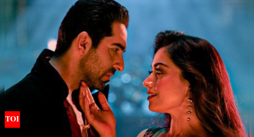 ‘थम्मा’ बॉक्स ऑफिस कलेक्शन दिन 4: आयुष्मान खुराना, रश्मिका मंदाना की फिल्म को शुक्रवार को भारी गिरावट का सामना करना पड़ा और यह 60 करोड़ रुपये का आंकड़ा पार करने में विफल रही। हिंदी मूवी समाचार