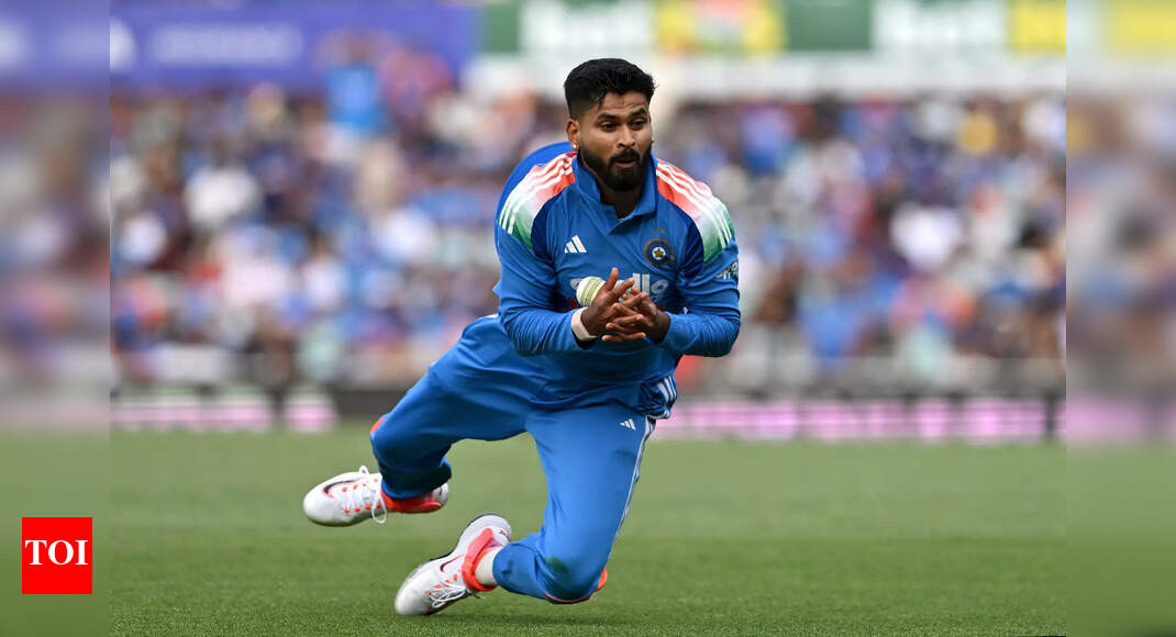 देखें: श्रेयस अय्यर या कपिल देव? भारत के बल्लेबाज ने ऑस्ट्रेलिया के खिलाफ बनाया हैरतअंगेज कैच | क्रिकेट समाचार