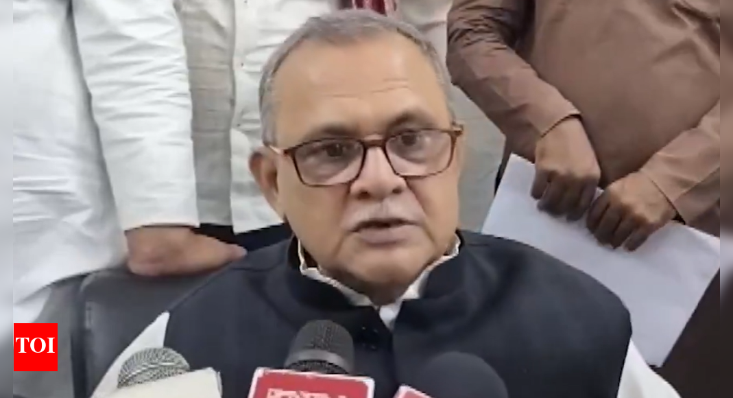 ‘यूपी के आधे बच्चे अकेले होते अगर…’: एसपी सांसद ने यूपी-बिहार ‘रोटीबेटी’ संबंधों का आह्वान किया; ‘दहेज’ के रूप में वोट मांगता है | भारत समाचार